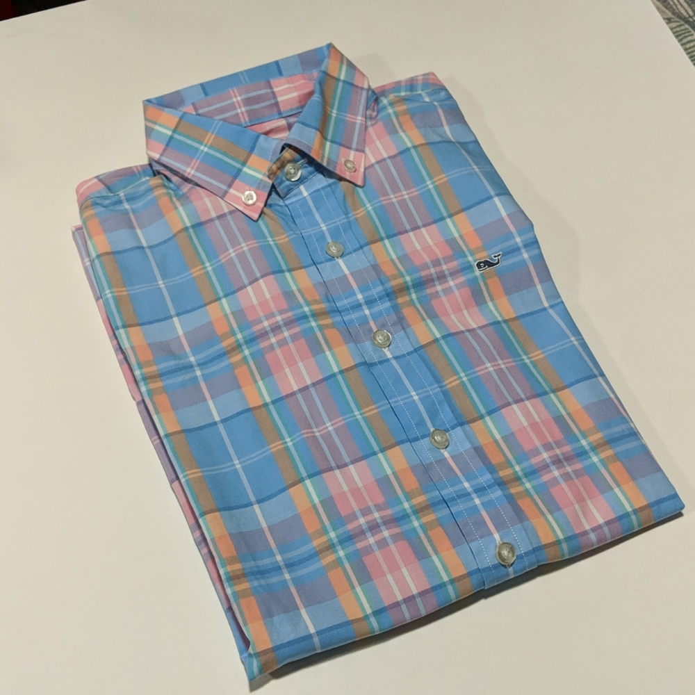 Vineyard Vines Bottom down shirt